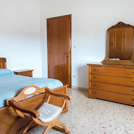 Sirolo, Ampio Quadrilocale Panoramico - S283 Апартаменты Сироло