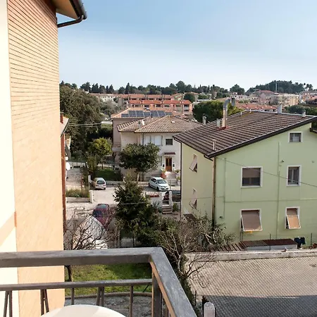 Sirolo, Ampio Quadrilocale Panoramico - S283 * シローロ